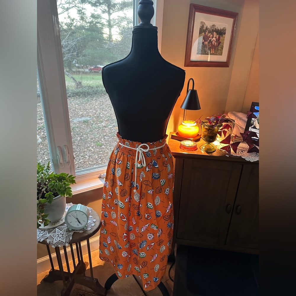 Truly 4 You Orange Umbrella Patterned Women's Skirt Size S